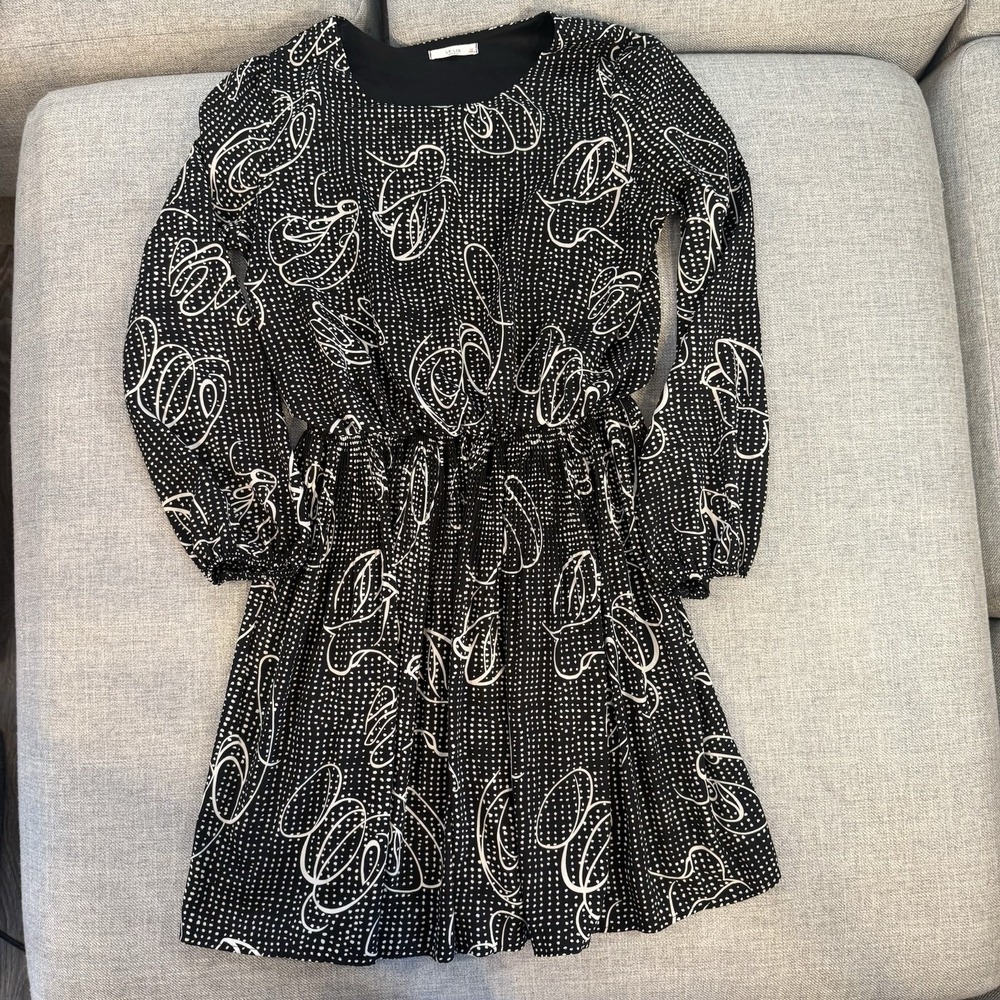 Le Lis Black Floral Mini Dress Women's Small Long Sleeve Pleated Boho